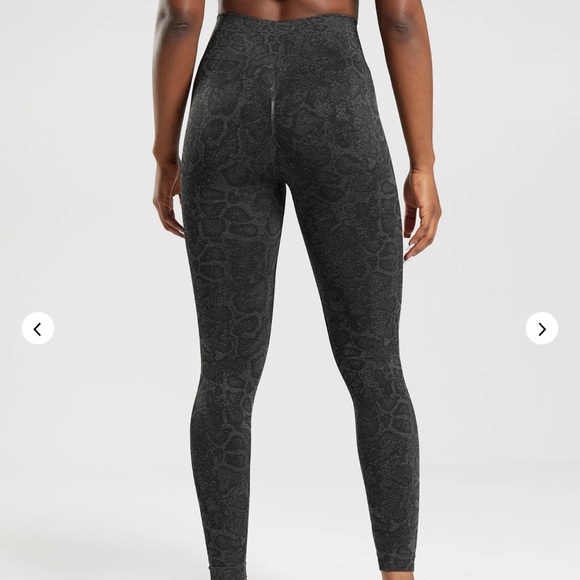 Adapt Seamless Leggings & Top - Picture 2 of 8